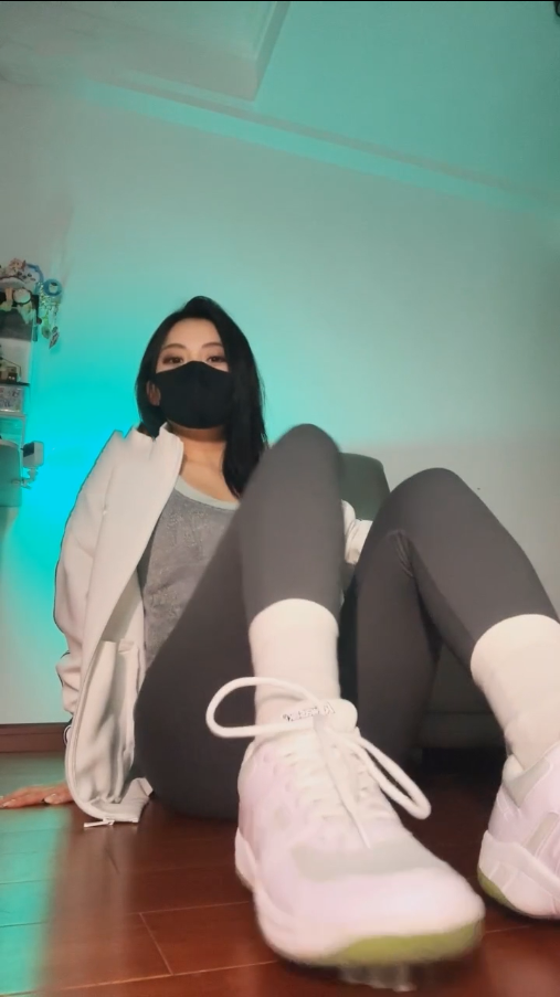 玩物直播御清s-251204 红绿灯超短时间早泄场【1V】【310MB百度云】 预览图 3