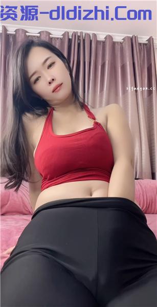 【快手】夢夢睡不醒 巨乳熟女 脫衣裸舞誘惑 慢搖掰穴 342.1MB 预览图 2