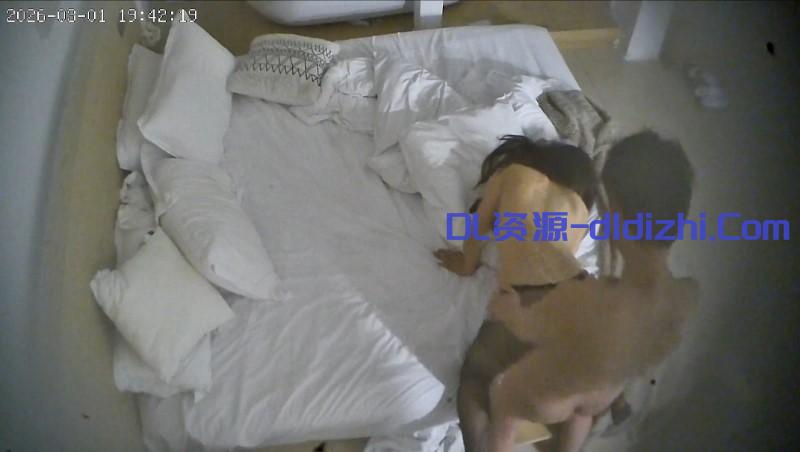 ⏪酒店偷拍⏩小白襪校花換裝讓男友醉生夢死各種操嫩穴 2.23GB 预览图 3