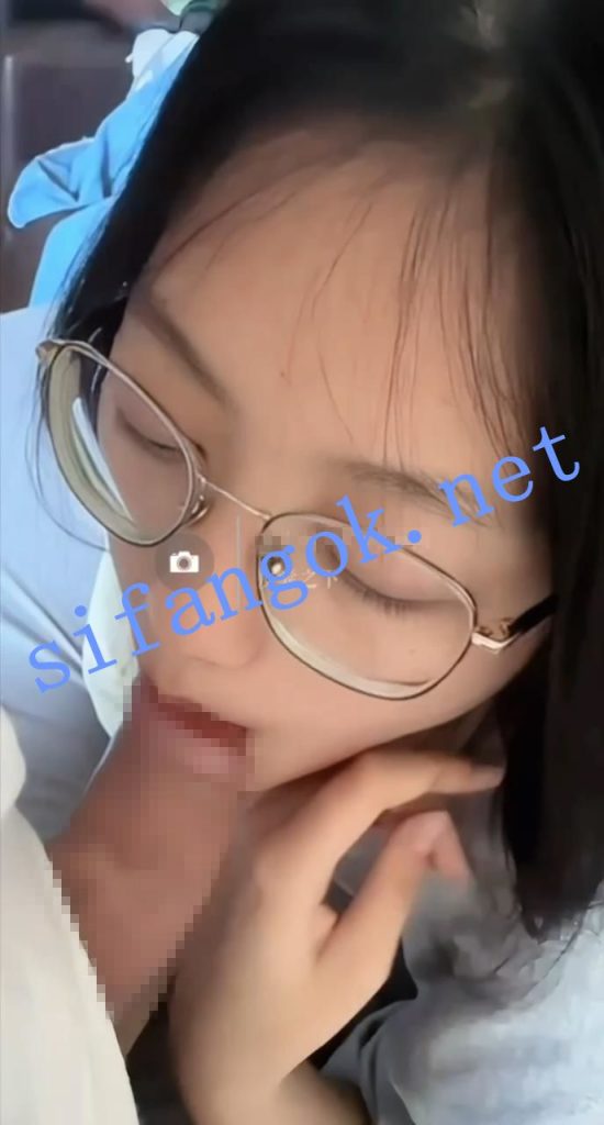 核弹【皮囊之下】SVIP福利，记录不同女神模特的美丽特征【24V209P】【3.78G】 预览图 50