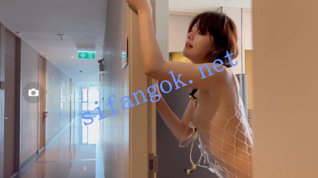 核弹【皮囊之下】SVIP福利，记录不同女神模特的美丽特征【24V209P】【3.78G】 预览图 17