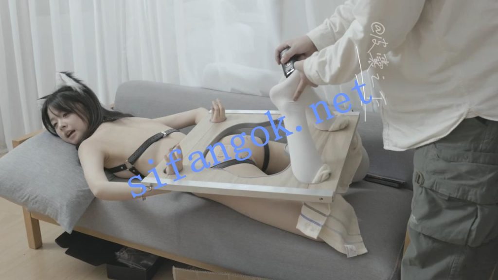 核弹【皮囊之下】SVIP福利，记录不同女神模特的美丽特征【24V209P】【3.78G】 预览图 12