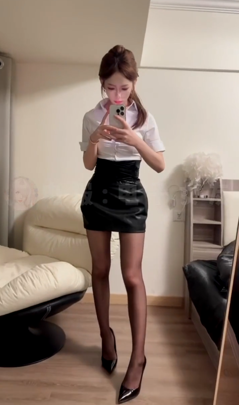 冯宝宝 黑丝ol 【1V 164MB】-福利岛