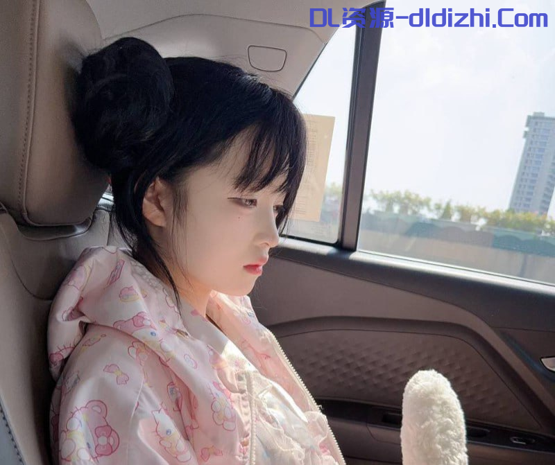 四川科技學院大一新生 雙馬尾白虎嫩妹❤️從校園到金主床榻 多姿勢狂插 549MB 预览图 1