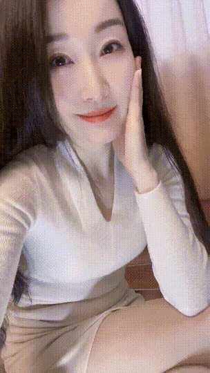 熟女控必備！高顔值極品白膚熟女【奶思鴨】美乳長腿~特寫粉紅騷逼~瘋狂自慰愛液泛濫~撸點極高(9V) 1.55GB 预览图 1