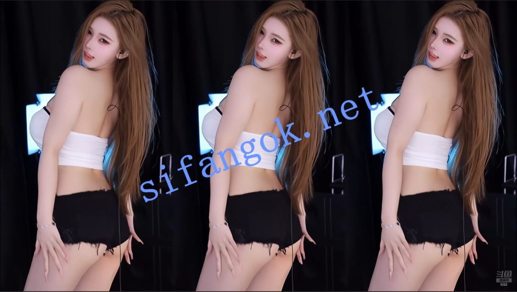 【斗鱼】谁的小棉袄呢 最新精选12V 尺度惊艳 量大管饱【12V】【1.59G】 预览图 20