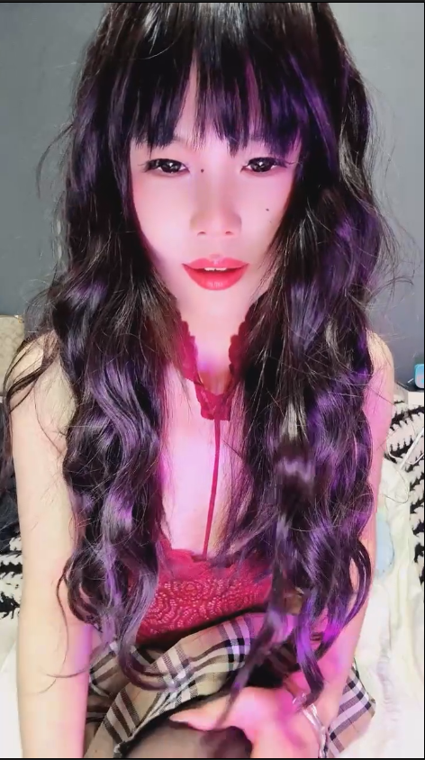 玩物直播姜琦琦-251206 红绿灯盯射辱母四妈【1V】【702MB百度云】