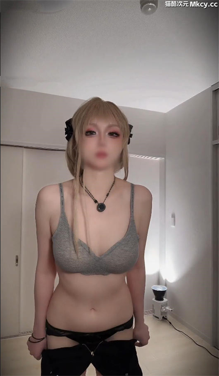 電波小綺-高颜值束胸御姐黑丝saber居家性爱奉仕 [1v/1.4G] 预览图 4