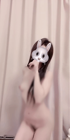 推特小美女 樂然 vip裸舞插穴噴水瘋狂自慰騷穴大開福利合集 2.3GB 预览图 2