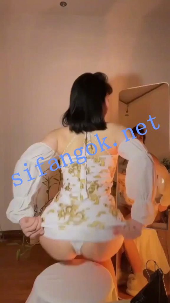 ஐ快手极品ஐ舞蹈老师紫月很会跳 私密定制 古风露毛骚舞【5V】【275M】 预览图 5