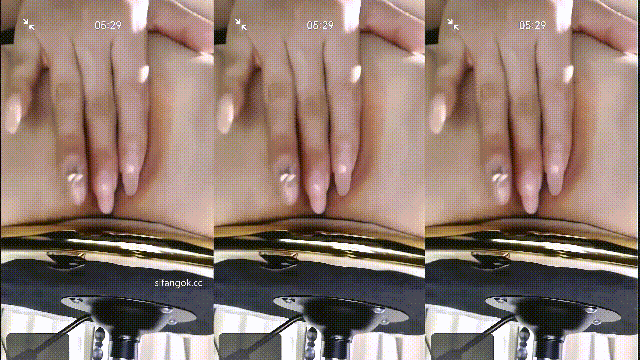 花椒【小美baby】大哥點舞雙視角直播❤️漏穴玩穴(2V) 418.8MB 预览图 5