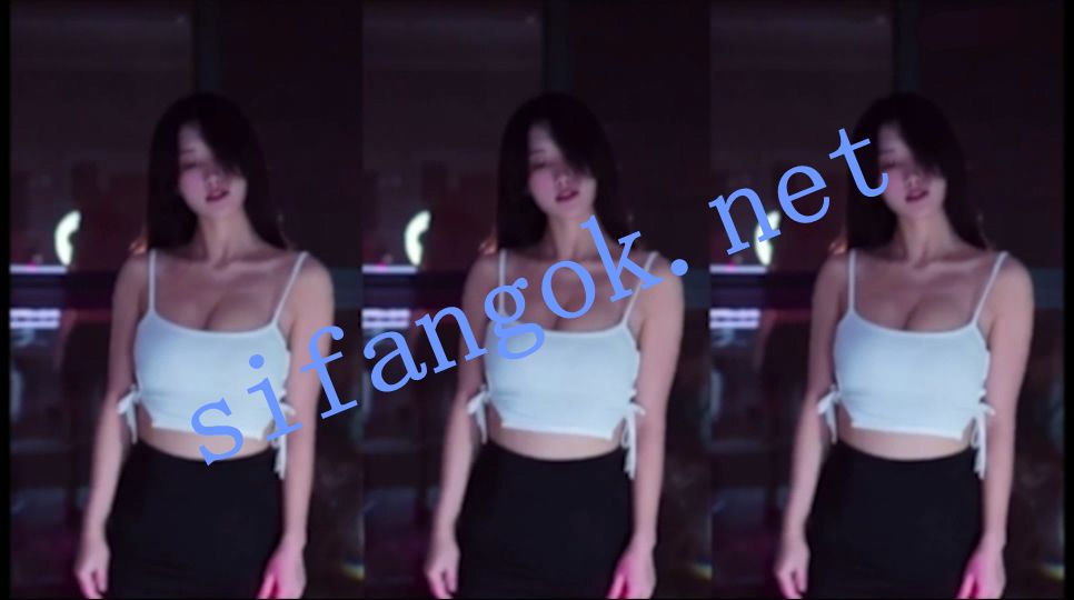 ✅斗鱼 你的11r-6 巨乳 露大半个奶 抖胸舞 几乎抖出 加林特【3V】【193M】 预览图 12