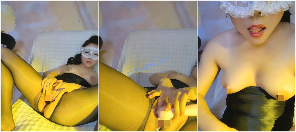 【抖音福利】风骚黑丝少妇【爱笑的煜祺】开档黑丝道具自X【3V】【1.52G】 预览图 7