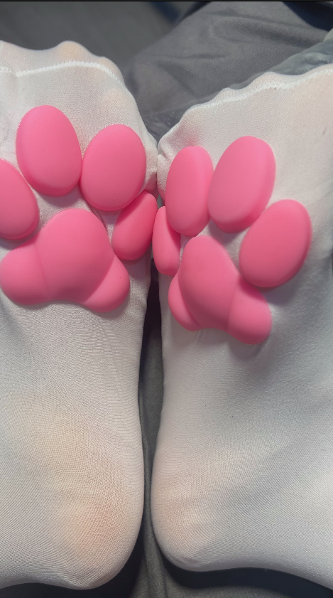 【新-足控】抖音黑魔仙-猫爪袜【1V】【1.37Gpikpak云盘】