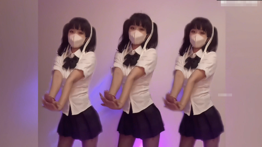 【贝璃珞】最新露脸作品，狂吞前辈的精液打气加油