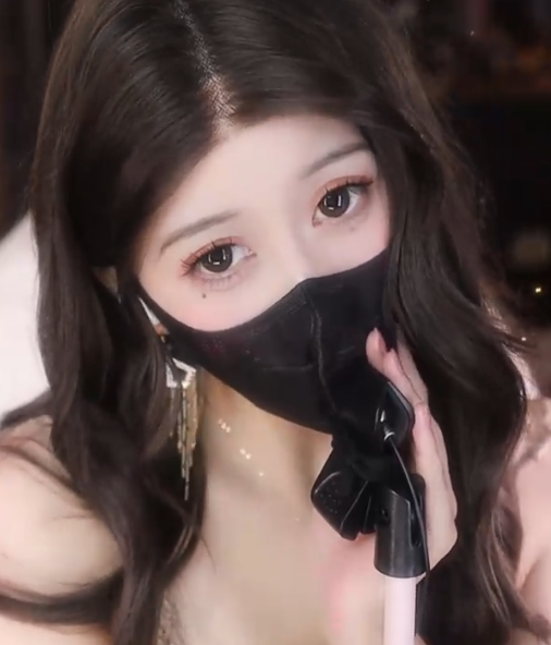 清清睡不醒_呀_40离异带2娃坚持直播_20260315 1V982百度盘 预览图 1