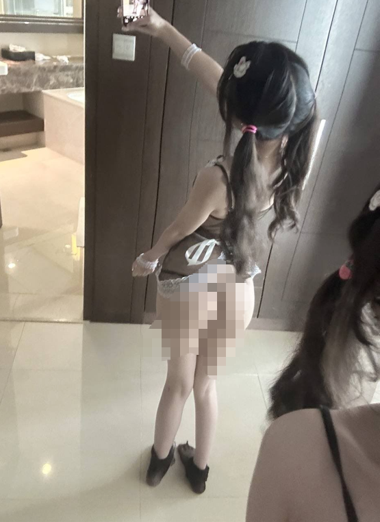 小狗味 Lluyuyulove 推特极品少萝线下Vlog福利订阅合集 【21P 27V 90MB】