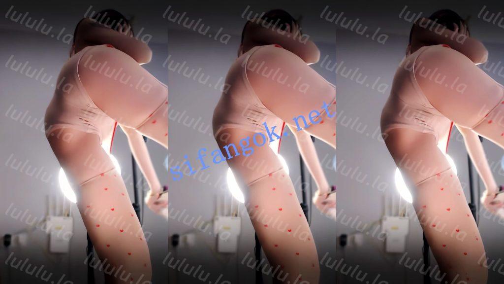 【VV星球】塔米米 小美女情趣骚衣极限擦边10V【10V】【984M】 预览图 8