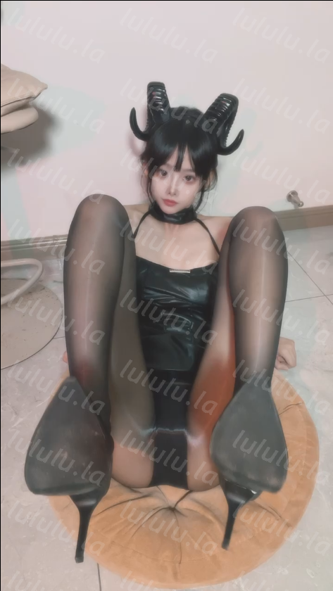 【新】抖音大龙卷师-定制魅魔油光黑丝高跟秀腿诱惑【1V】【89.9MBpikpak云盘】-福利岛