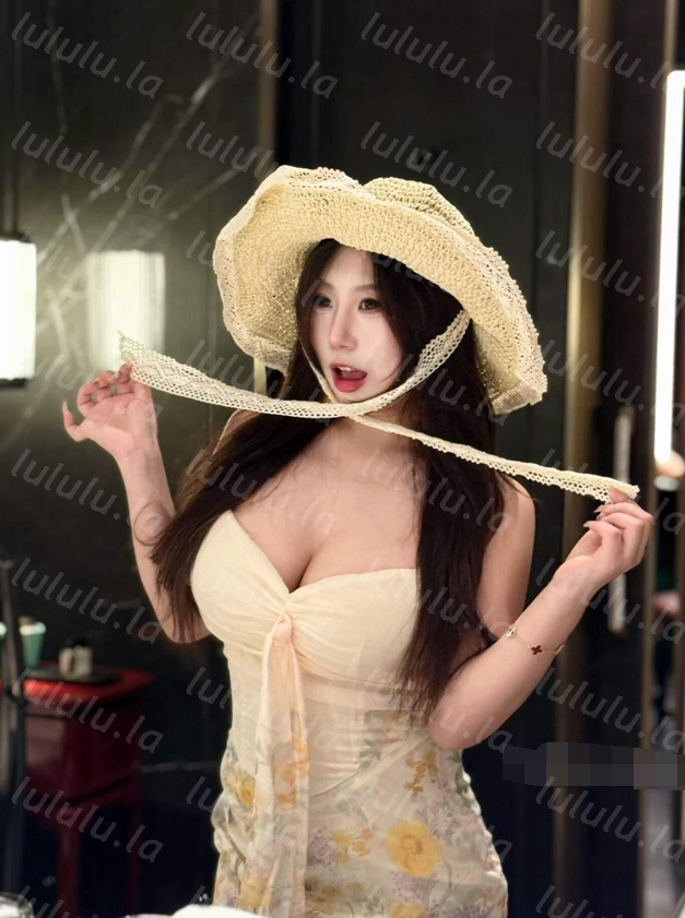 抖音网红 小云同学 最新岛遇视图合集 【163P283V1.05G】