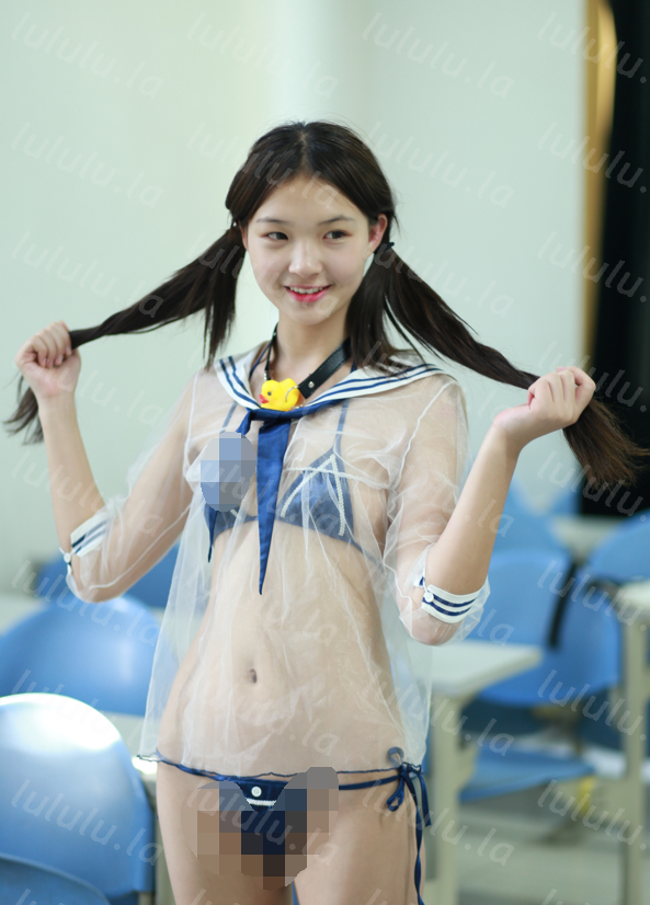 白嫩清纯校花 小可爱 大尺度全裸露点私拍套图【216P1.26G】