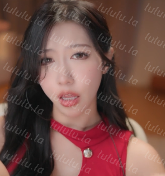 小一熟了 下播开大水超多+香蕉 2V130M百度盘