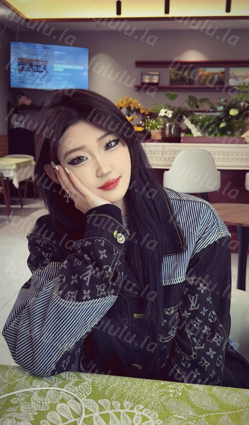 内蒙古高颜值嫩妹跟男友激情做爱露脸口交舔蛋被大屌后入娇喘不断 【28P 14V 1.11GB】-福利岛