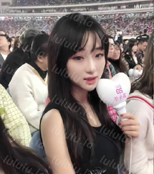 浙江清纯御姐【肖玉蓉】，性欲超强到处约炮，被炮友一直按着头疯狂操嘴，开档黑丝被撕破猛干，简直骚到骨子里！【171m】-福利岛