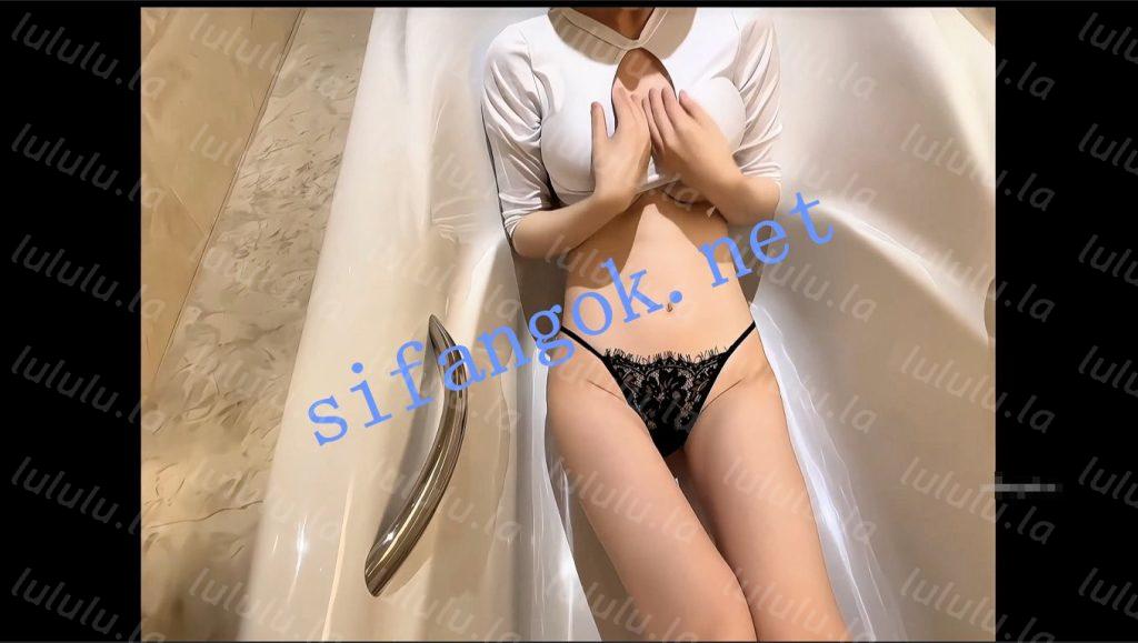 【抖音】我才是岚岚 300万粉丝大网红福利定制【1V】【180M】 预览图 4