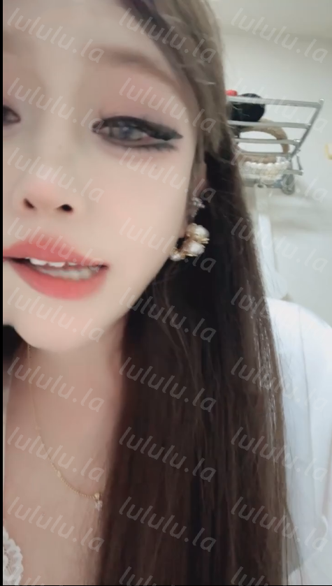 玩物直播梦二-251211 进来给婊子妈上节育环【1V】【386MB百度云】 预览图 1