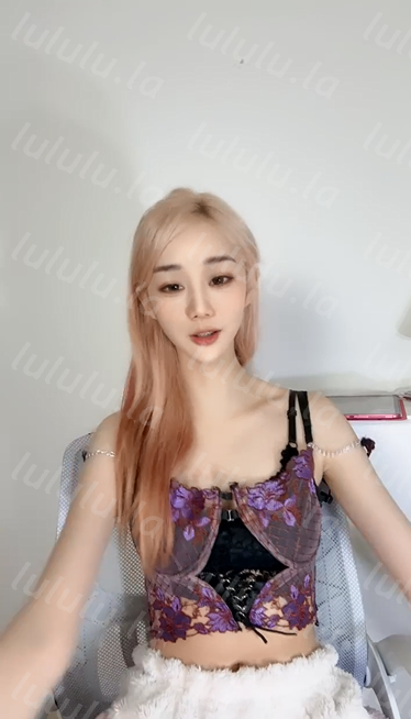 绿播女神~【小阿柒哟】罕见露逼