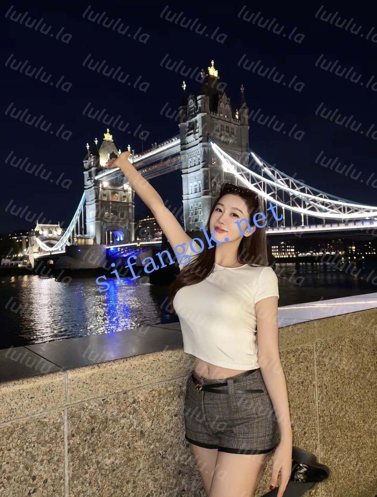 抖音 ivy-2 健身顶级美女 露点 自慰 发骚勾引 裸舞等 20V【20V】【579M】 预览图 5