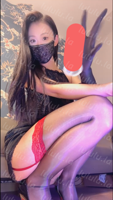 玩物直播11s-251213 小jb废物只配被玩弄 【2V】【998MB百度云】 预览图 3