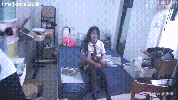 專約極品嫩妹『jklove6969』jk02 jk03兩部，搞笑妹子，愛笑的女孩運氣都不會差！(2V) 1.57GB