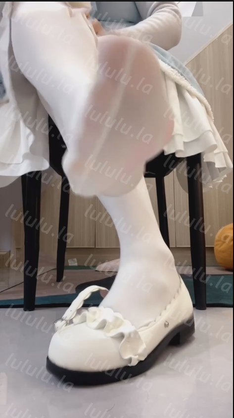 玩物直播柠萌小主-251213 红绿灯早泄榨3次【1V】【320MB百度云】 预览图 4