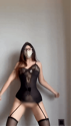 推特极品裸舞姬 迷鹿+蝴蝶姐妹 清明新番动感顶B裸舞 起飞了【44V】【0.98G】 预览图 25