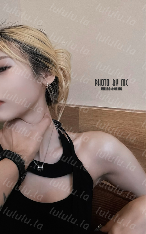 顶级情色摄影大师 MC 约拍各色美模大尺度写真 【86P2V992M】 预览图 3