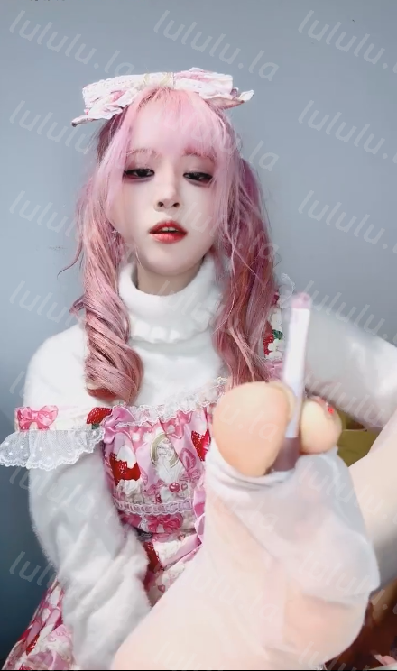 玩物直播玉子sama-251216 lo裙玉子的洗脑【1V】【385MB百度云】 预览图 1