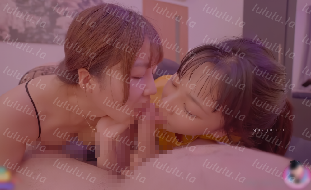 刘玥~多人淫乱~黑丝巨乳俩骚货互玩共享一个肉棒~轮番抽插两个骚穴 预览图 1