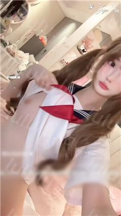 抖音次元萝莉 季雨 X版大尺裸舞自慰 露出超反差双马尾萌妹【53V3P】【215M】 预览图 8