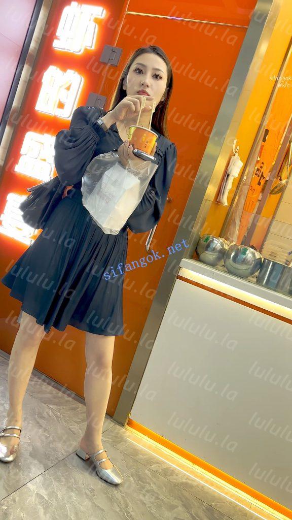 【KFC】风韵犹存的少妇·长裙白色内内CD盯着镜头看【1V】【309M】 预览图 5