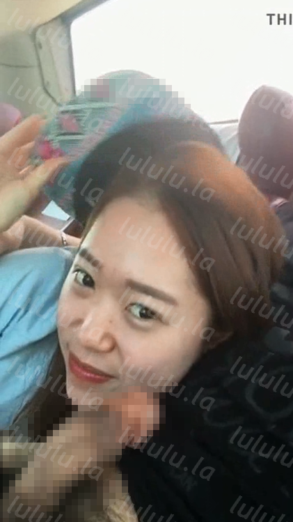 云盘高质露脸泄密！又骚又浪母狗少妇【姬美】不雅自拍视图完整版流出，口活无敌各种性爱露出，全程高能 预览图 3