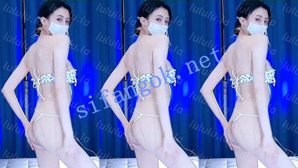 【CC 斗鱼】 白妖妖 透视内裤露出性感毛毛 三月全新定制2V【2V】【300M】 预览图 6