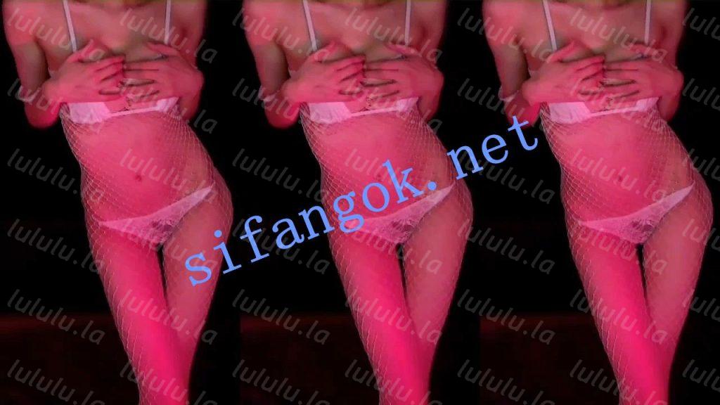 【CC 斗鱼】 白妖妖 透视内裤露出性感毛毛 三月全新定制2V【2V】【300M】 预览图 3