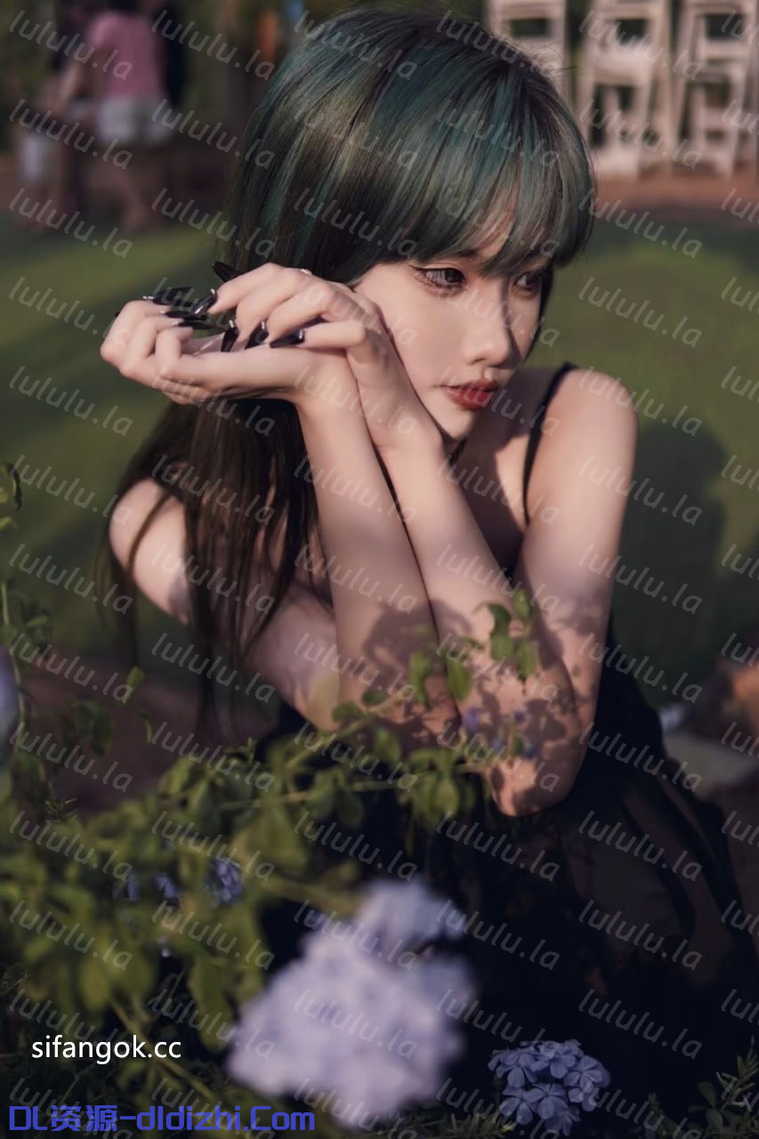 【前男友洩露】高顔值哈爾濱小姐姐，表面可愛禦姐風私下極度反差，性服務大哥露臉啪啪，口技認真還一直嬌喘（13V） 305.3MB