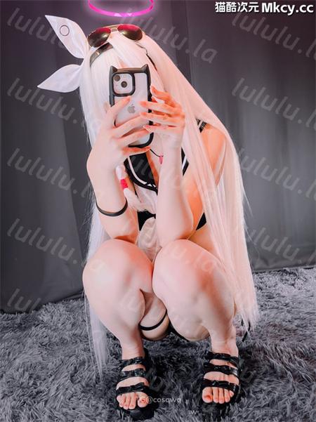 ayameof-自慰cos喷水 [18P+4V/480M]