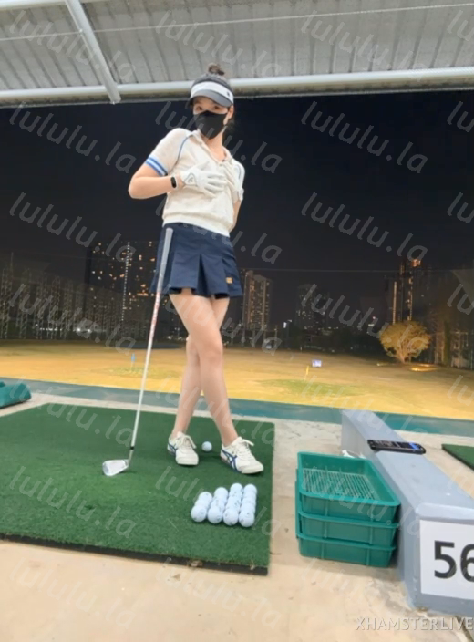 22岁美女【nidebaby】高尔夫跳蛋 预览图 1