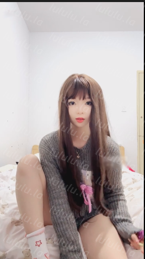 玩物直播黑心小魔女-251217 想闻女孩子屁股？+早泄榨精场【2V】【403MB百度云】 预览图 4