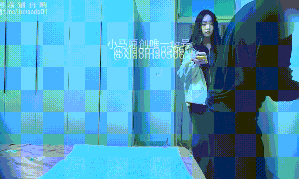 泡良大神『小馬原創』在校學生妹 怼臉口交偷拍，大雞巴瘋狂抽插到懷疑人生，淨身高180大長腿 站姿後入猛猛怼(6V) 2.53GB 预览图 1