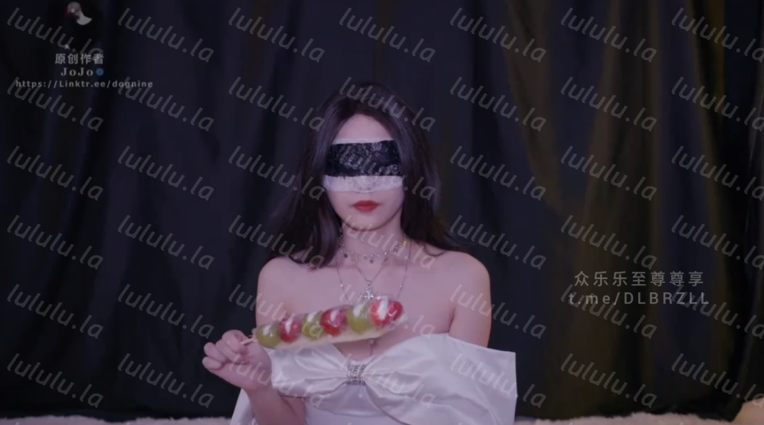 joioio 九九 犬九 4月14日最新精液吃播系列！ 精液冰糖葫芦，深喉口交，男人射精在糖葫芦上，母狗现场吃掉，还意犹未尽的咋吧嘴 【1V 861MB】